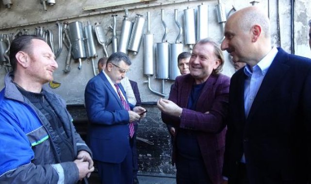 Bakan Karaismailoğlu'ndan Trabzon'da esnaf ziyareti