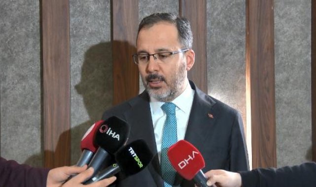 Bakan Kasapoğlu, federasyon yöneticileri ve depremzedelerle iftar yaptı