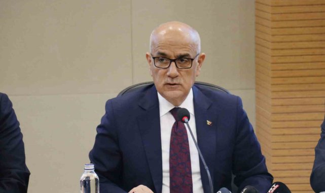 Bakan Kirişci, Denizli'deki depremzedelerle birlikte oruç açacak