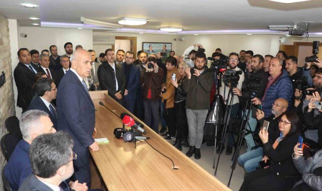 Bakan Kirişci: "Bu ülkeyi bölmek isteyenler ve iş birlikçilerine fırsat vermeyin"