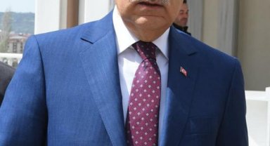 Bakan Kirişci: Yanan orman alanlarını mutlaka ağaçlandırıyoruz