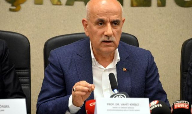 Bakan Kirişci: Yerli ve milli olmakla, yerli ve milliliği gereksiz görenlerin mücadelesi olacak