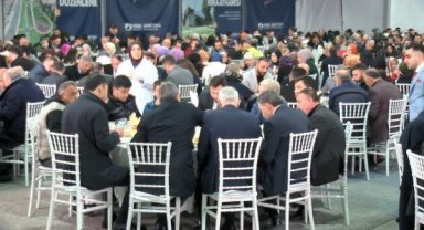 Bakan Kurum; '365 gün içerisinde 319 bin konutumuzu afetzede kardeşlerimize teslim edeceğiz"