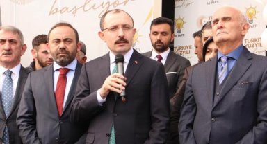 Bakan Muş, açılışa TOGG T10X ile geldi