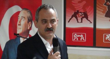 Bakan Özer: 25 bin 883 öğrencimiz diğer illerden geri dönmeye başladı