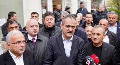 Bakan Özer, bayram namazını Ordu'da kıldı