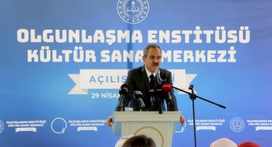 Bakan Özer: Türkiye son 20 yılda eğitimde devrimsel bir dönüşüme tanıklık etti
