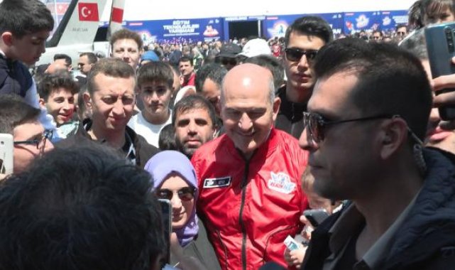 Bakan Soylu TEKNOFEST'te Emniyet Genel Müdürlüğü standını ziyaret etti