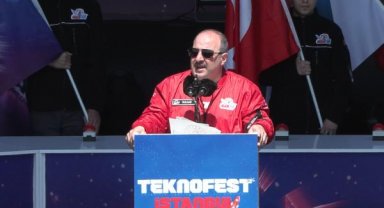 Bakan Varank: Burada dünyanın en büyük uzay ve havacılık festivali yapılıyor