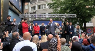 Bakan Varank: Sundukları tek vaat kaos