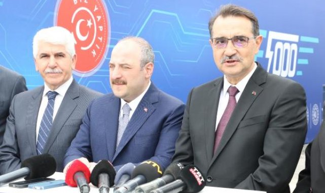 Bakan Varank: Türkiye'nin ilk elektrikli lokomotifi, Türkiye Yüzyılı'nın nişanelerinden bir tanesi olacak