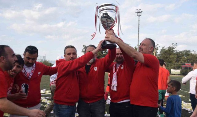 BAL'a yükselen Irlıganlıspor'da büyük sevinç yaşanıyor