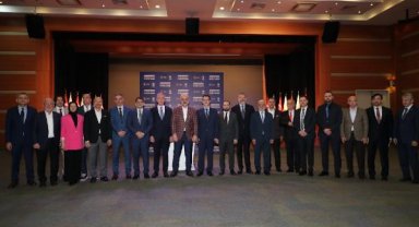 Balkan heyetinden AK Parti'ye destek ziyareti