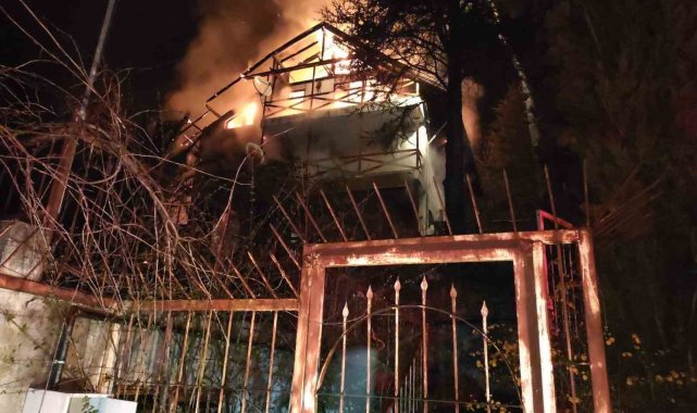 Bartın'da yangın: Yaşlı çift hayatını kaybetti