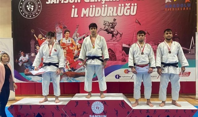 Başak Duman U-20 Türkiye Şampiyonası'ndan da boş dönmedi