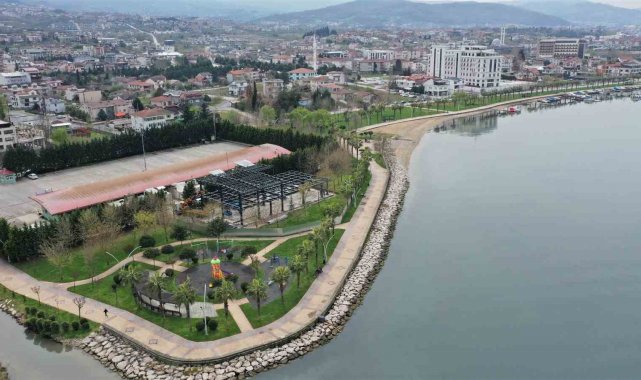 Başiskele sahiline yeni sosyal tesis yapılıyor