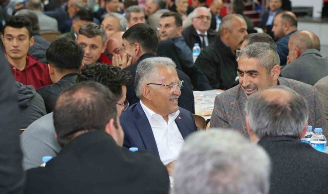 Başkan Büyükkılıç, memurlarla bir araya geldi