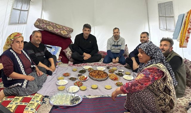 Başkan Kocaman, çadırda gönül sofrasına konuk oldu