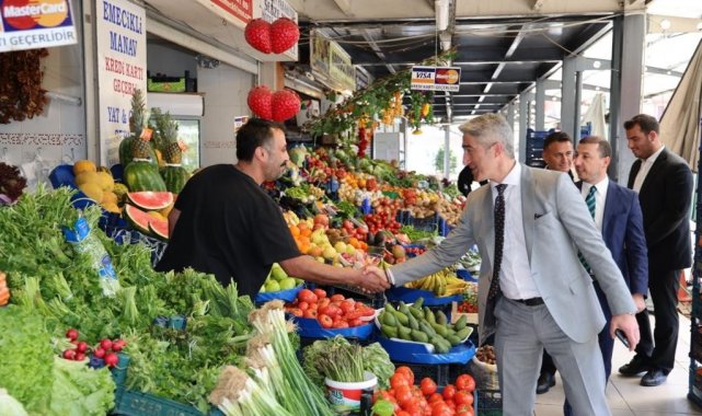 Başkan Oktay, Marmaris esnafıyla bayramlaştı
