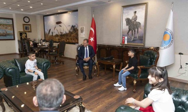 Başkan Seçer, çocukları ağırladı