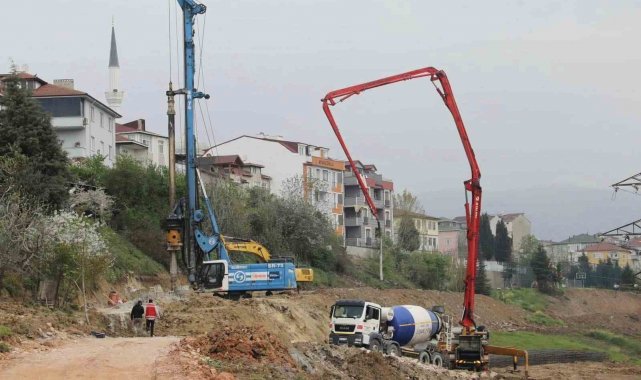 Başkan Söğüt, ilçe trafiğini rahatlatacak projeyi yerinde inceledi