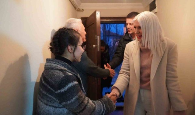 Başkan Subaşı depremzede ailenin iftar sofrasına misafir oldu