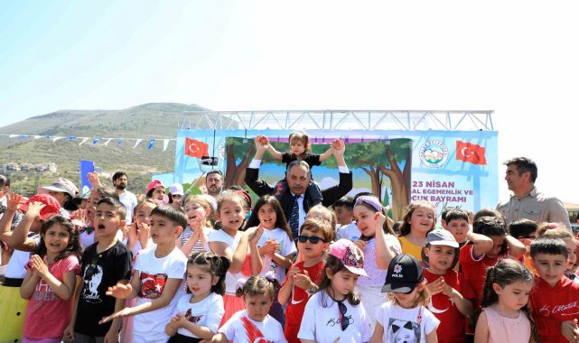 Başkan Yalçın'ın 23 Nisan Mesajı