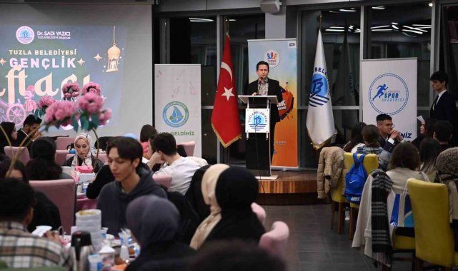 Başkan Yazıcı, gençlerle iftarda buluştu