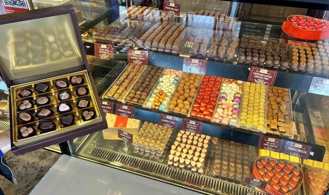Bayram çikolataları adeta göz doldurdu