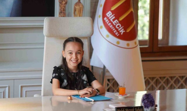 Belediye Başkan V. Subaşı koltuğunu öğrencilere teslim etti