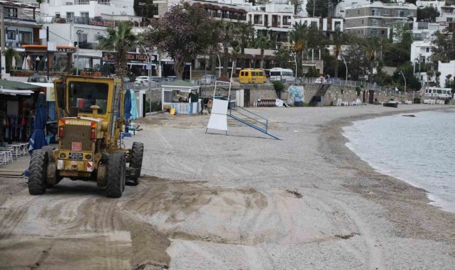Belediye Halk Plajlarında son hazırlıklar yapılıyor