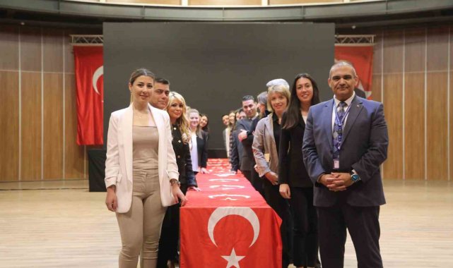 Belediyede memurluğa geçenler yemin etti