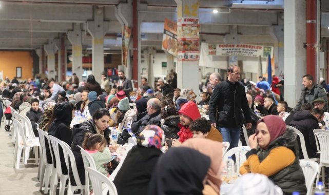 Birlik ve beraberlik içinde oruçlar açıldı