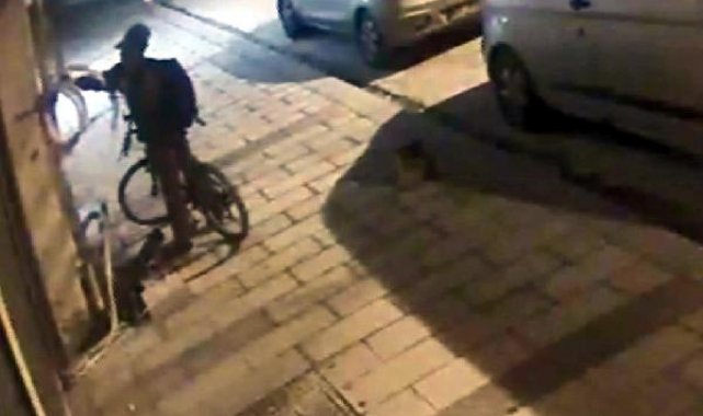 Bisikletli hırsız klima hortumlarını çaldı