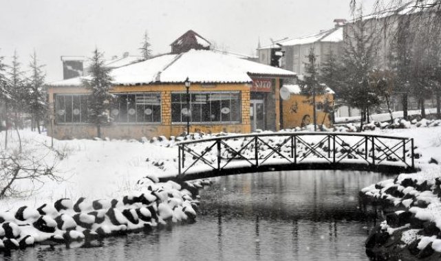 Bitlis'e kar yağdı