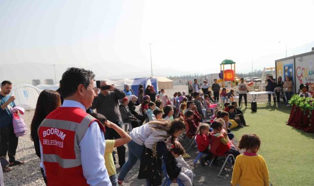 Bodrum Belediyesi, depremzedelere desteklerini sürdürüyor