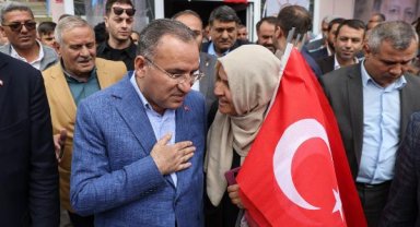 Bozdağ: 'Orta Doğu bataklığına kodlanmış kafalar' olarak yaftalayan zihniyetle karşı karşıyayız