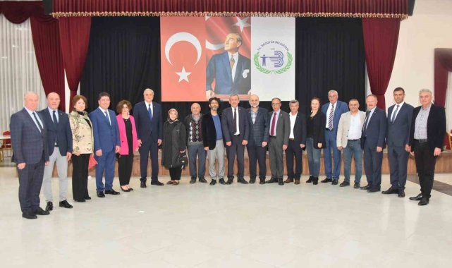 Bozüyük Belediyesi'nin iftar yemeğinde buluştular