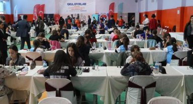 Burdur'da Satranç Grup Turnuvası başladı
