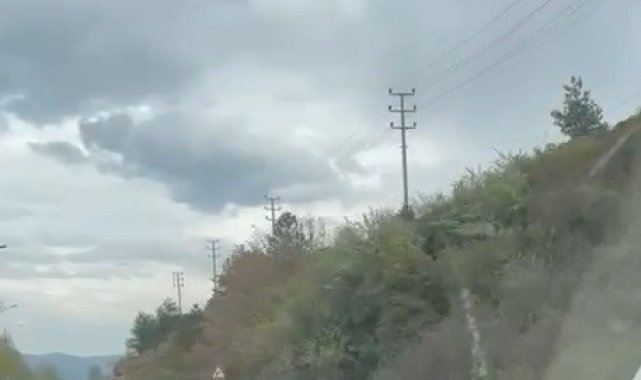 Bursa'da canını hiçe saydı, motosikletin üzerinde uzanarak seyretti