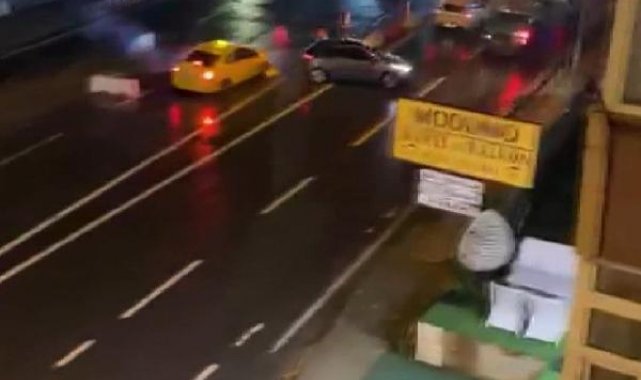 Büyükçekmece'de İSKİ'nin çalışması trafiği felç etti, peş peşe kazalar yaşandı