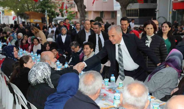 Büyükşehirin iftar bereketi Akkonak'ta