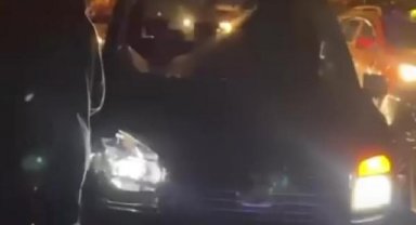 Camiye giderken hafif ticari aracın çarpmasıyla öldü