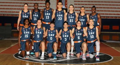 ÇBK, EuroLeague Kadınlar Dörtlü Finali için Prag'a gitti