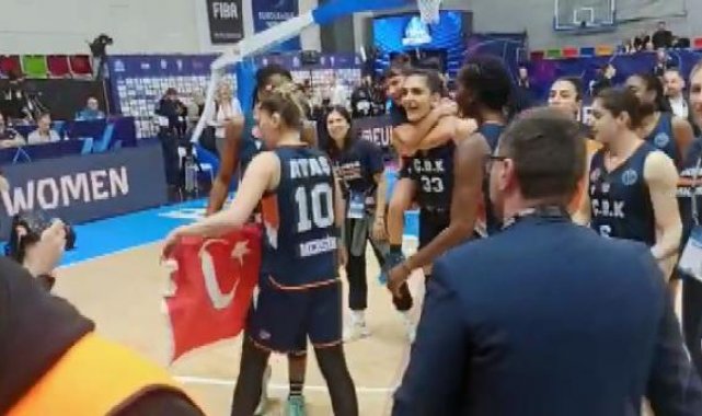 ÇBK Mersin Yenişehir Belediyesi'nin Türk bayraklı sevinci engellendi