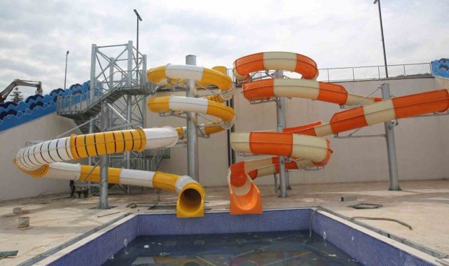 Çift kaydıraklı aqua park yaza hazırlanıyor