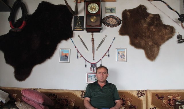 Ciritçi eski at koşum takımlarına ve ata yadigarı antika eşyalara gözü gibi bakıyor