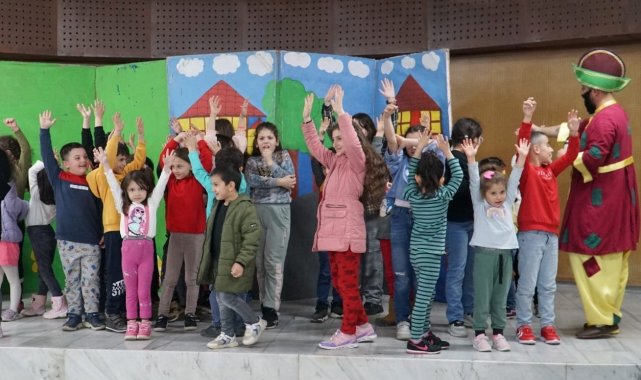 Çocuklar geleneksel Ramazan şenliğinde eğlendi