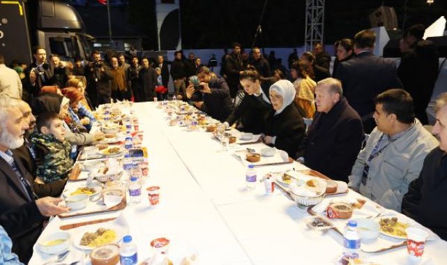 Cumhurbaşkanı Erdoğan: 650 bin konutu teslim edinceye kadar bölgeden ayrılmayacağız
