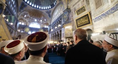 Cumhurbaşkanı Erdoğan: Eşkıya eşkıyalığını her yerde yapacaktır
